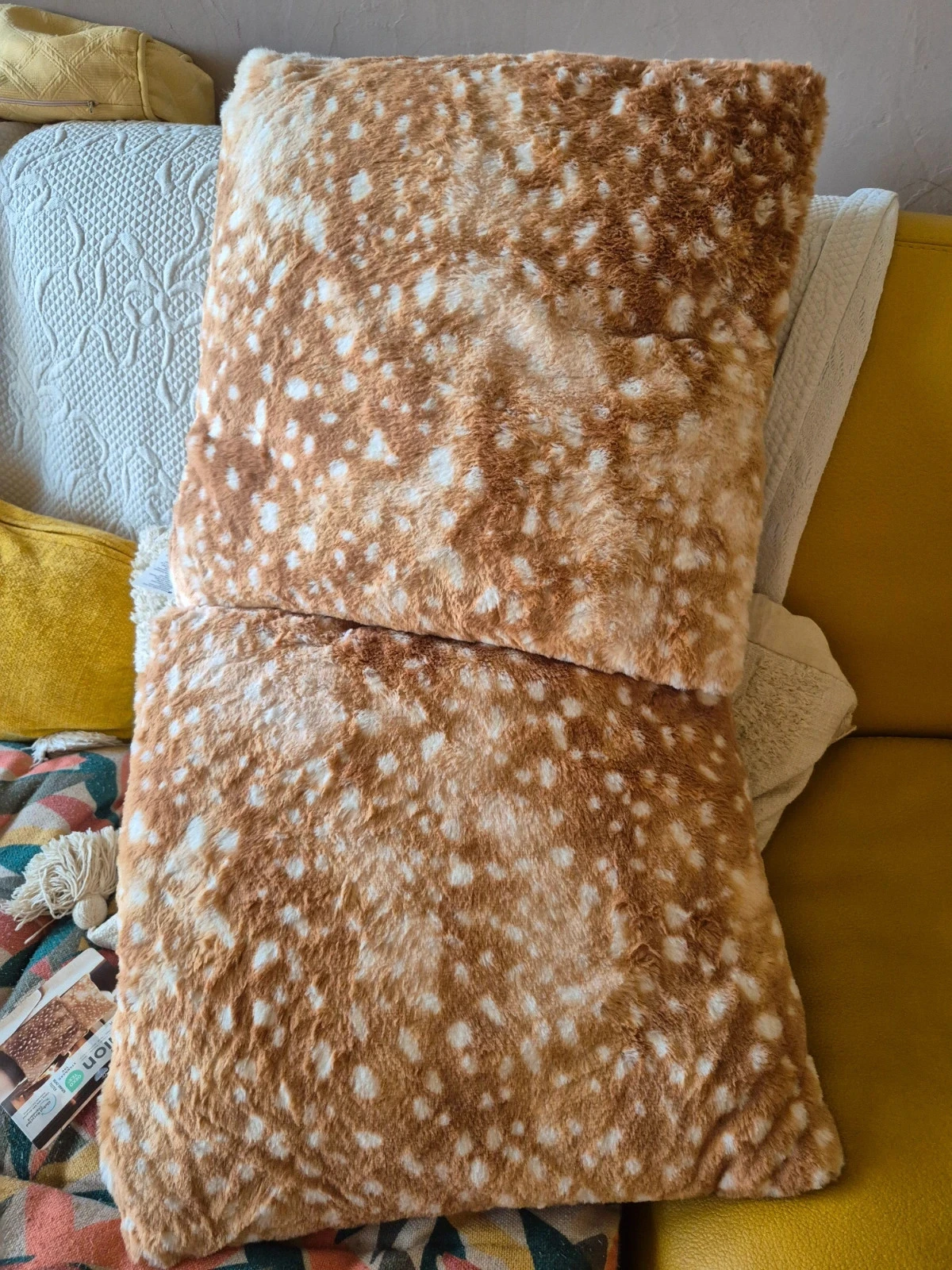 Lot 2 coussins bambi
